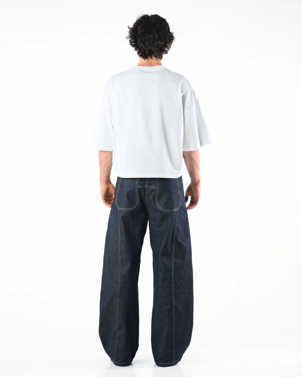 THE FOLK FIT TEE